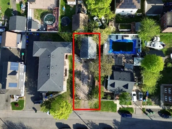 16 E 15Th St, Linden City, NJ 07036