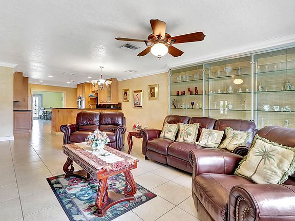 Home For Sale In Lantana Homes