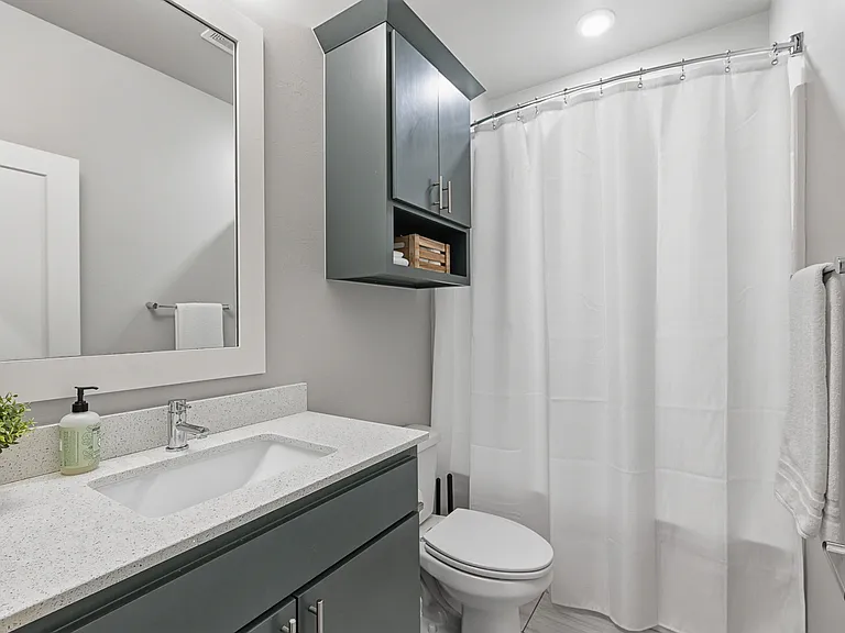 624 NW 181st St — Photo 37