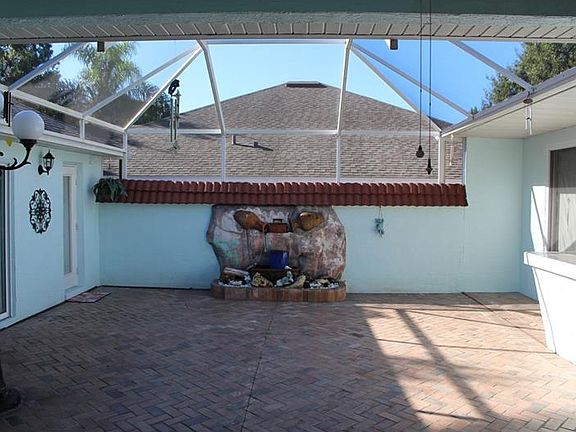 2nd image of 3904 Allamanda Ct