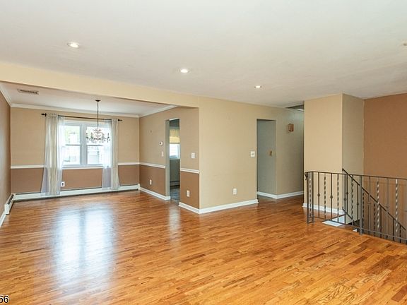 4th image of 73 Fairmount Rd