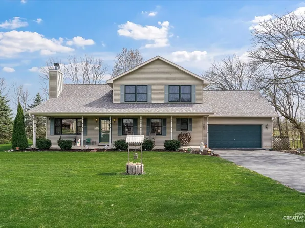 1205 W Jones St, Plano, IL 60545