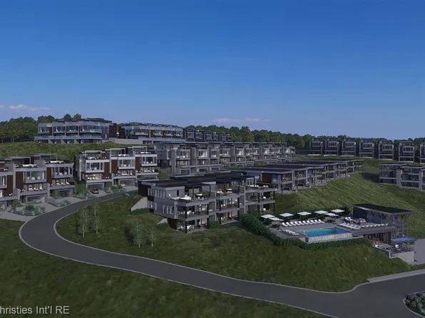 3575 Charlevoix Ave #15, Petoskey, MI 49770