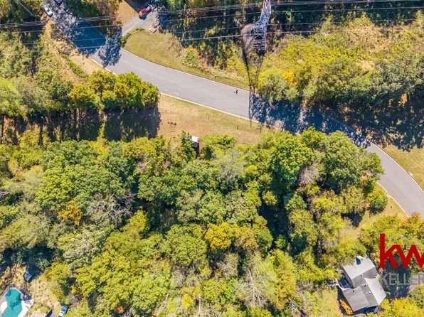 4801 Locksview Rd, Lynchburg, VA 24503