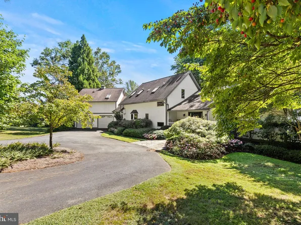 3924 Cobbler Mountain Rd, Delaplane, VA 20144