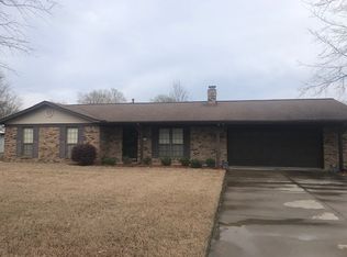 2107 Pine St, Stuttgart, AR 72160