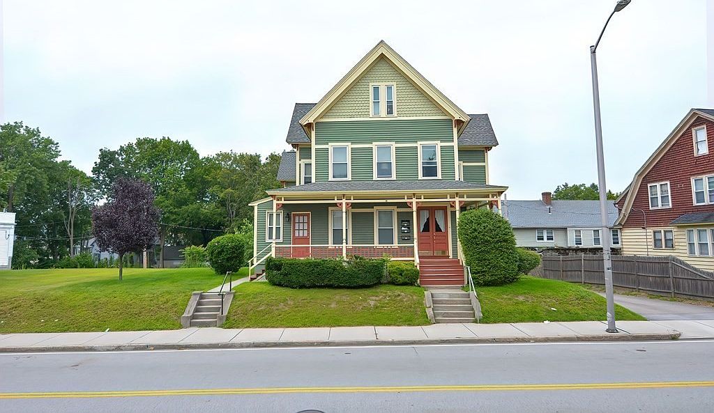32 Burncoat St, Worcester, MA 01605 Zillow