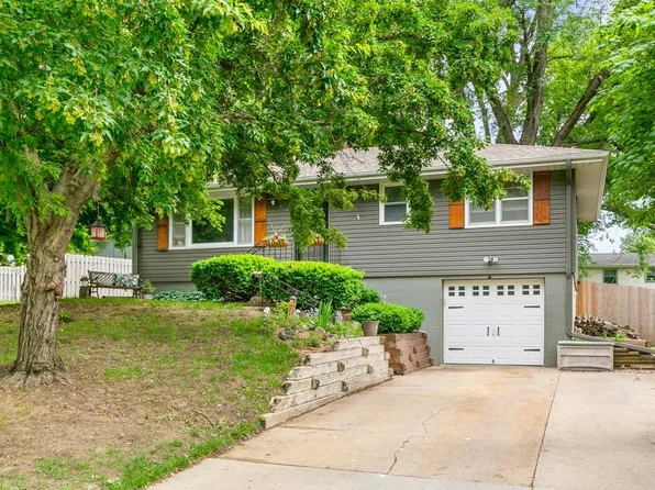 10917 Spring St, Omaha, NE 68144