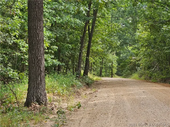Eagle Point Rd, Barnett, MO 65011