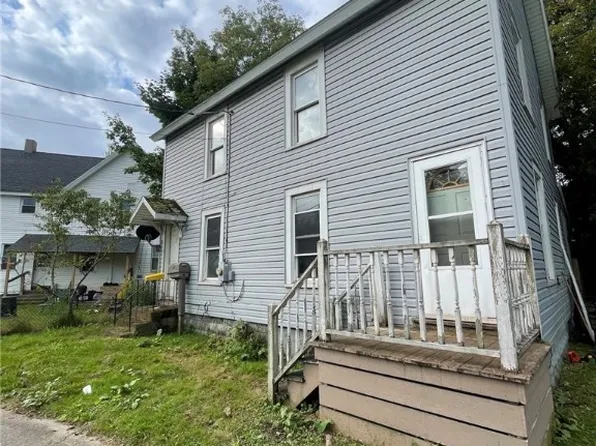 115 S Roberts Rd, Dunkirk, NY 14048