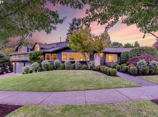 2250 SW Burbank Ave, Portland, OR 97225