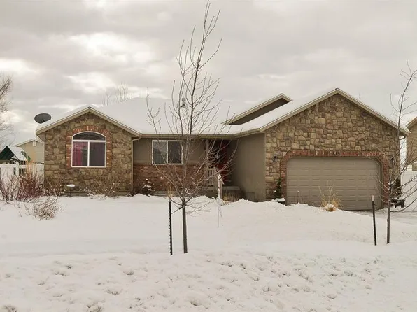 899 E 1510 N, North Ogden, UT 84404