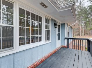 27 Shadow Wood Dr, Douglasville, GA 30134