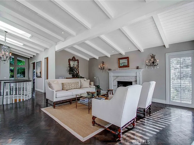 255 Emerald Bay — Photo 9