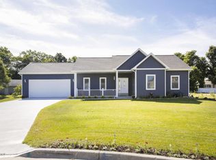 1015 Comstock Ct, Otsego, MI 49078