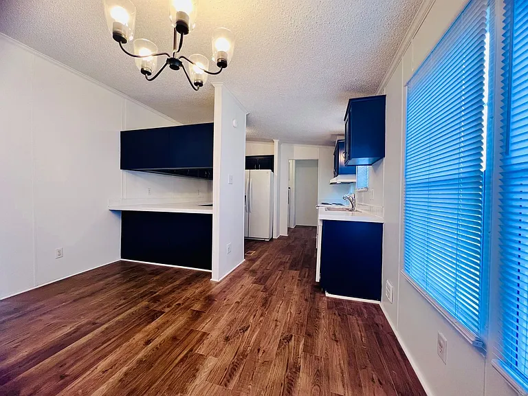2604 Elderberry Trl — Photo 3