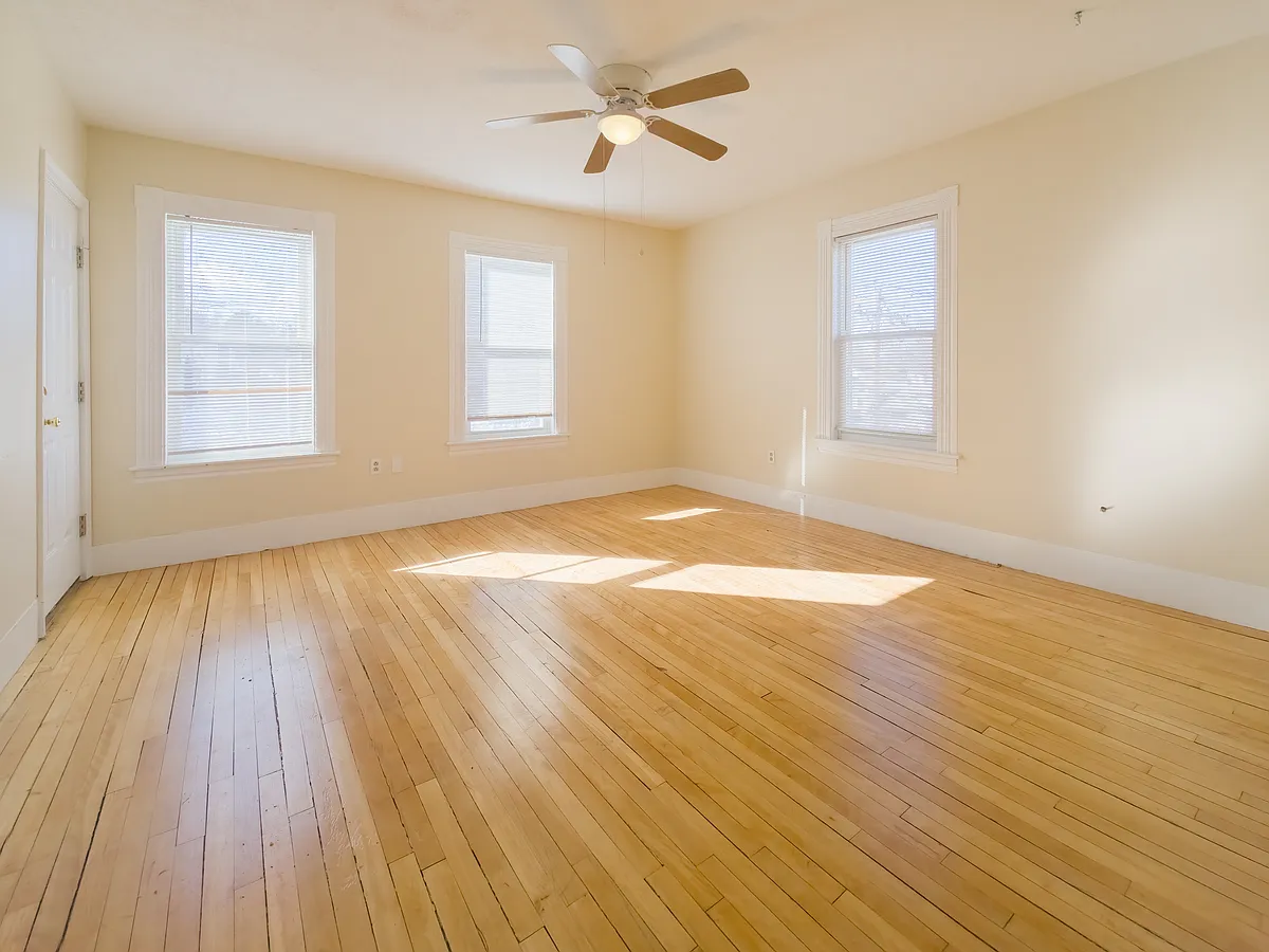 Building Photo - 311 Calef Rd #3