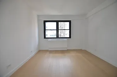 Rented by Manhattan Realty Group