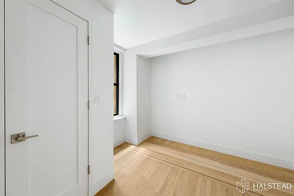 Rented by Halstead Real Estate | media 21