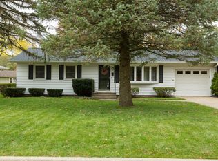 2413 12th St, Peru, IL 61354