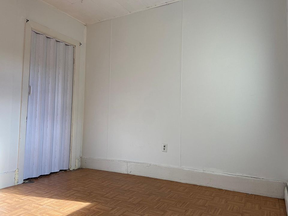 Bedroom #1