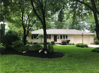 432 Pamila Ct, Poland, OH