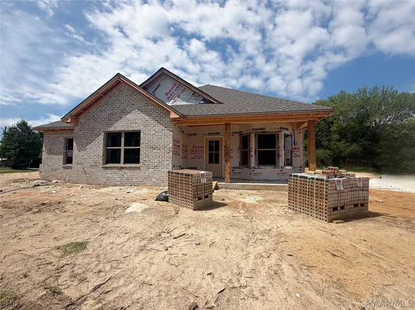 3 Shawnee Dr, Wetumpka, AL 36092