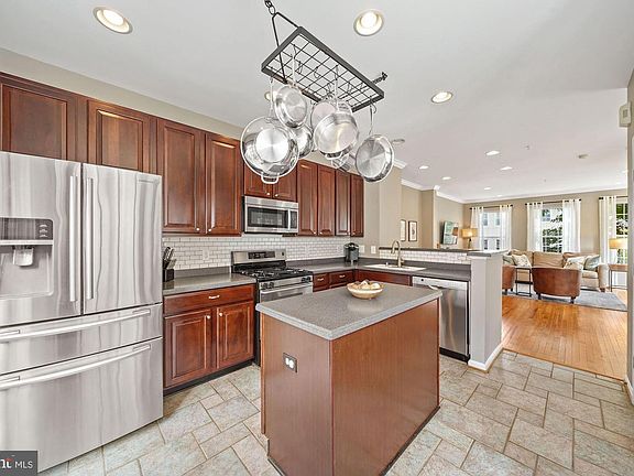 5th image of 5314 Arapaho Ln
