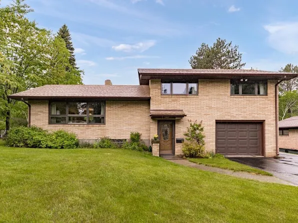 2125 Harvard Ave, Duluth, MN 55803