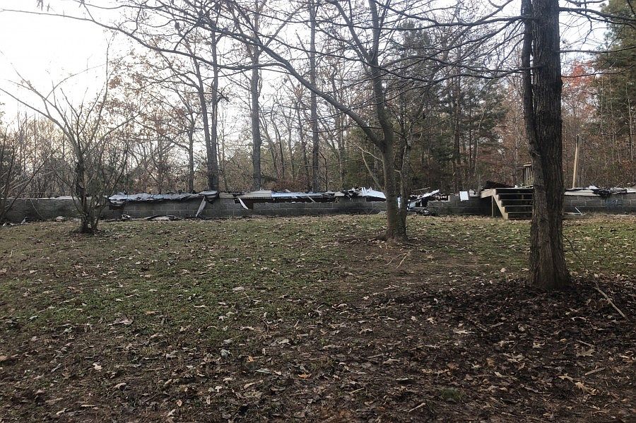 1st image of 1227 Blackburn Dr
