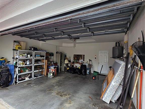 3rd image of 10904 Brookhaven Dr