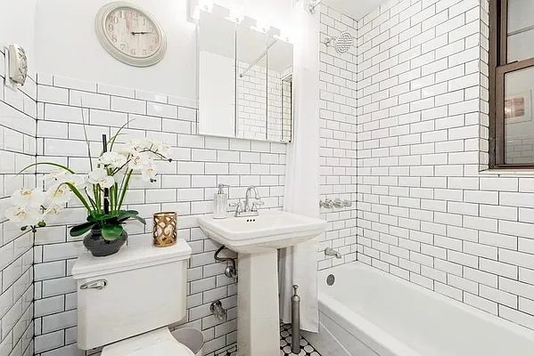 Sold by Maz Group NY | media 4
