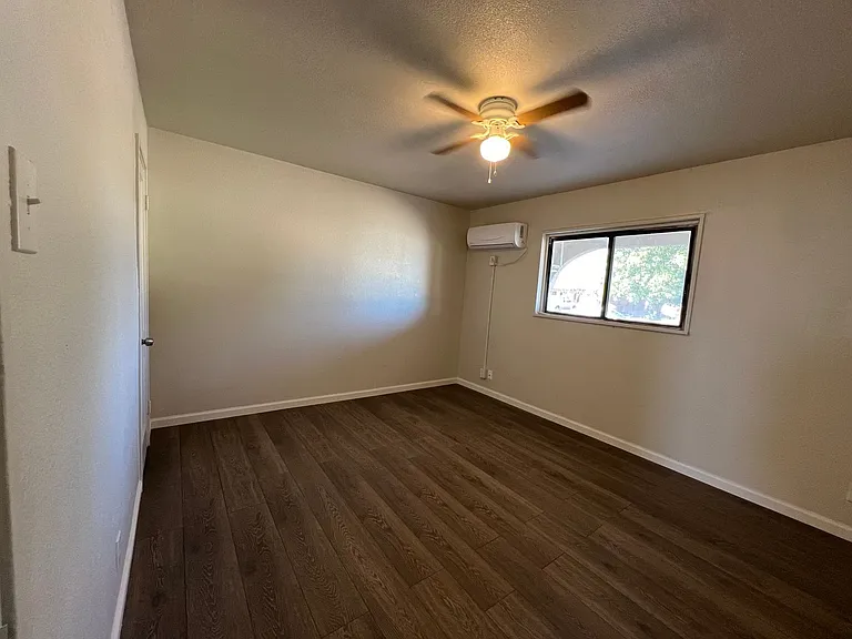 1501 W Hank Ave — Photo 6