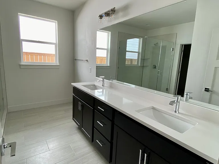 1604 Wyatt Earp Ct — Photo 18