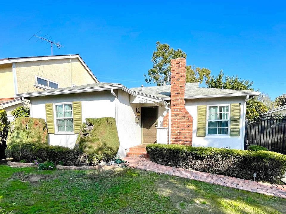 1st image of 2908 Veteran Ave