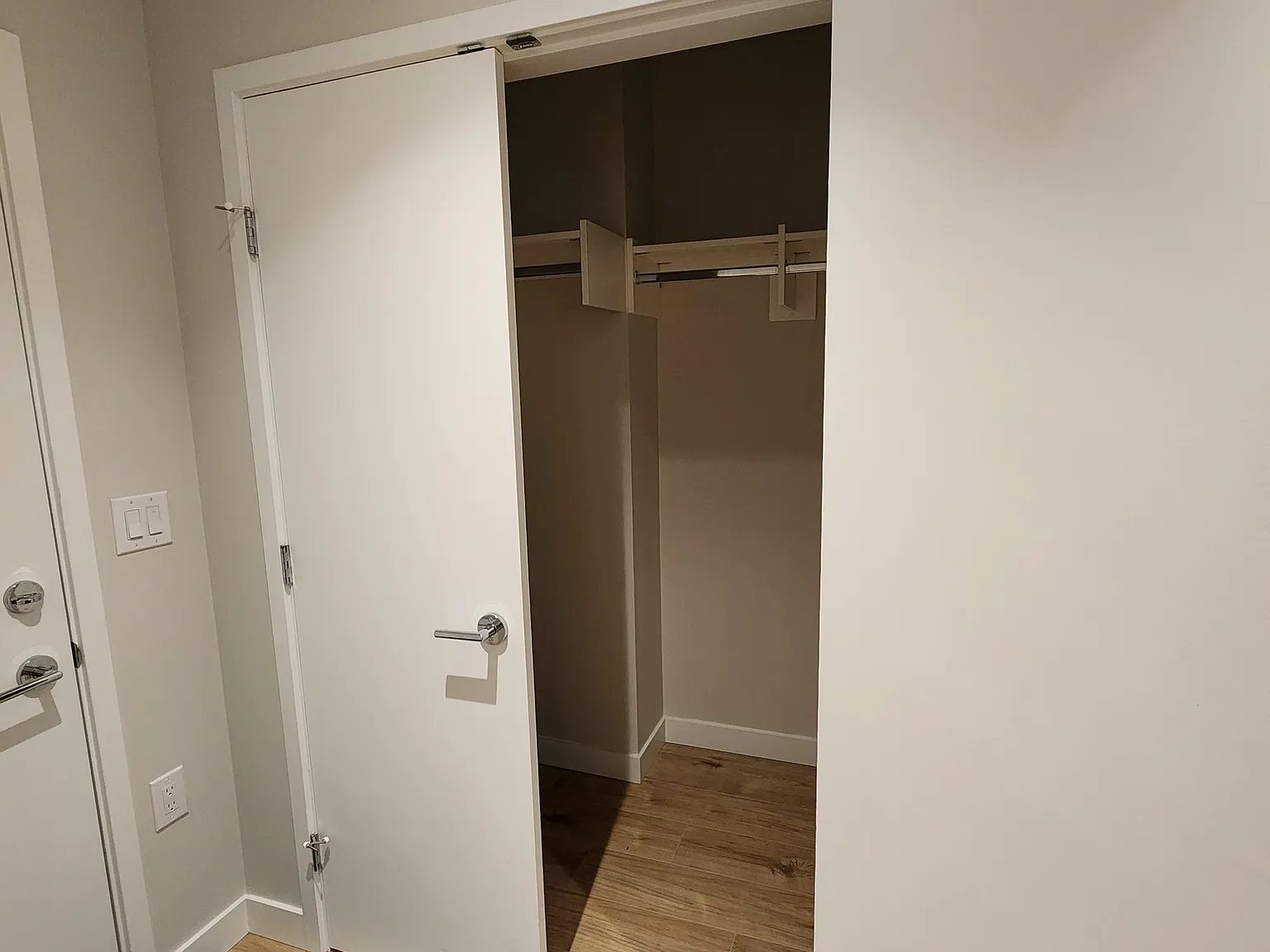 2 bed, 1116 sqft, $3,400 — Photo 4