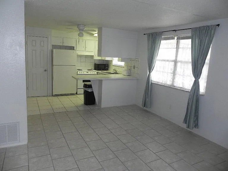 509 S Grandview Ave #1 — Photo 22
