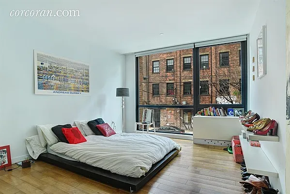 Sold by Corcoran | media 14