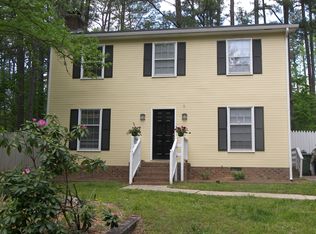 118 Trappers Run Dr, Cary, NC 27513