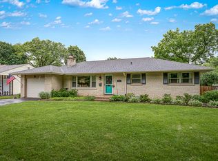 165 Peterson Pkwy, Crystal Lake, IL 60014