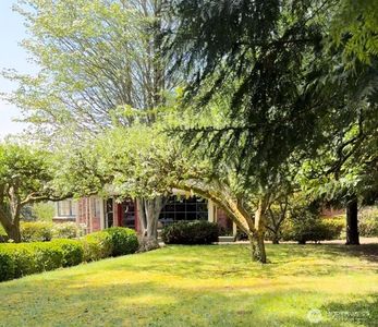 705 NW 120th Street, Seattle, WA, 98177