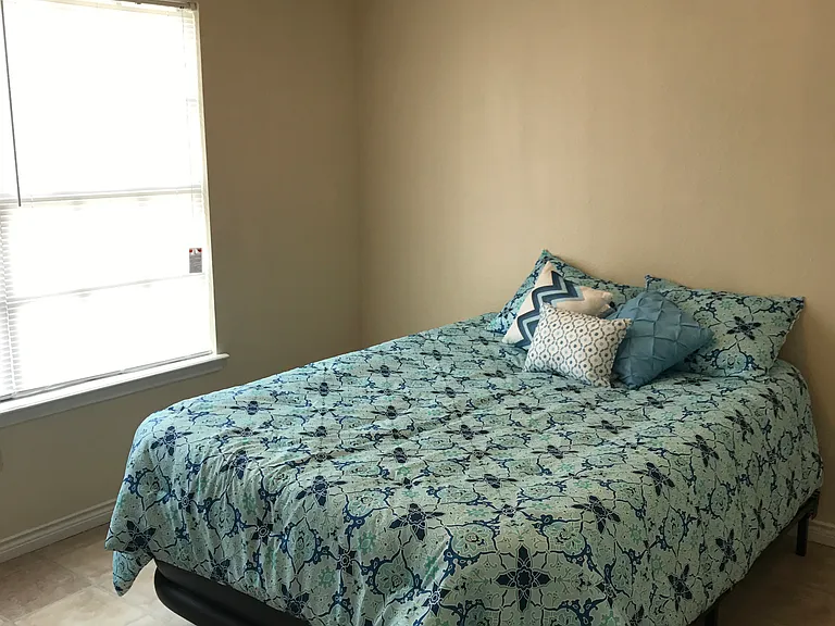 La Herencia Apartments — Photo 11