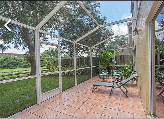5th image of 10580 NW 10th St