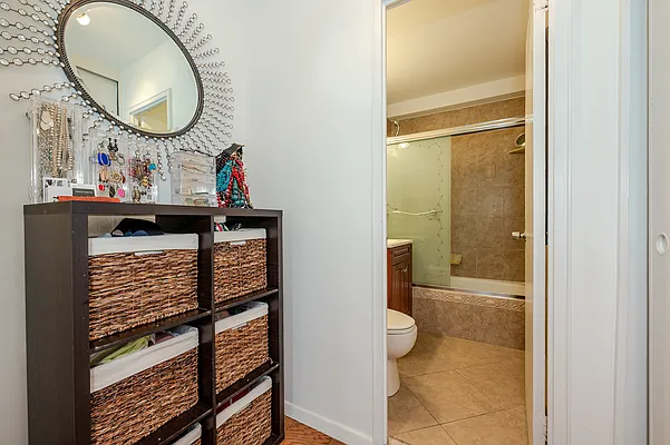 Rented by SBNY RE | media 30