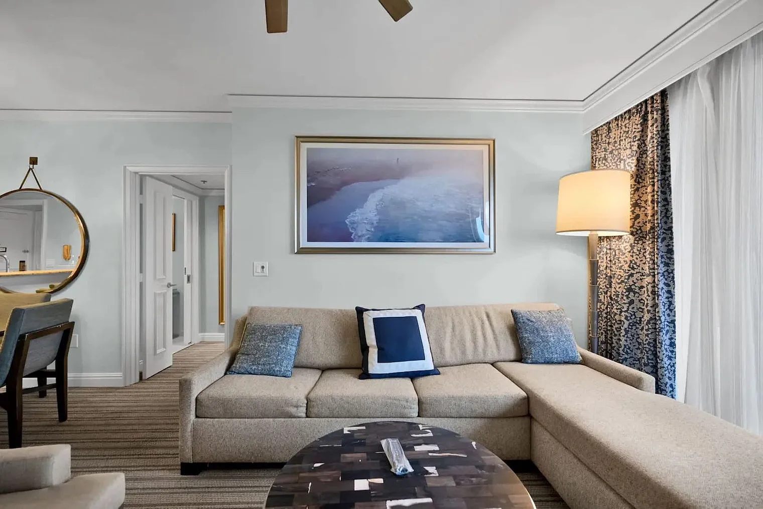 1 bed, 1.0 bath, 419 sqft, $7,447 — Photo 3