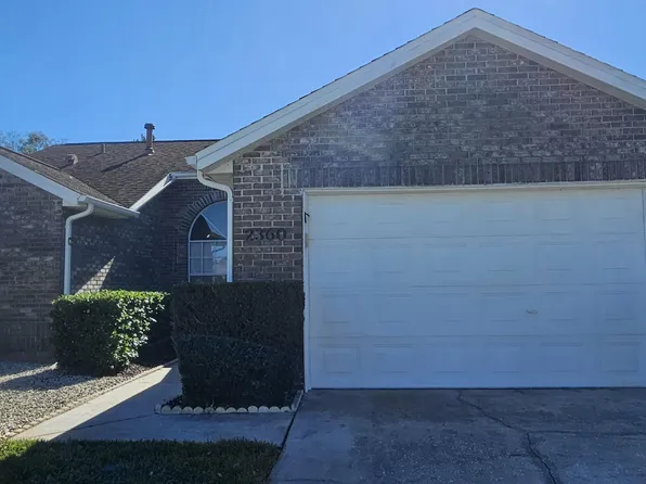 2360 Saint Andrews Dr, Titusville, FL 32780