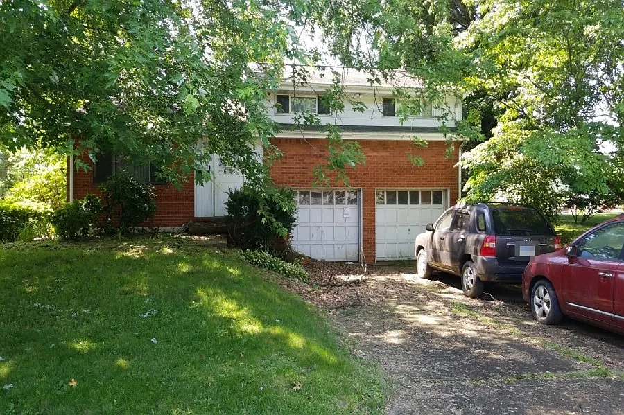 659 Pinefrost Dr photo 1
