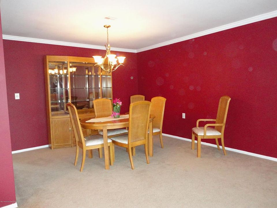 1st image of 1213A Shetland Dr