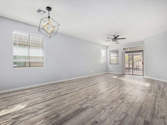 4th image of 6903 W IRWIN Avenue