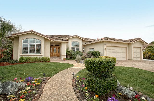 1st image of 3663 Meadowlands Ln
